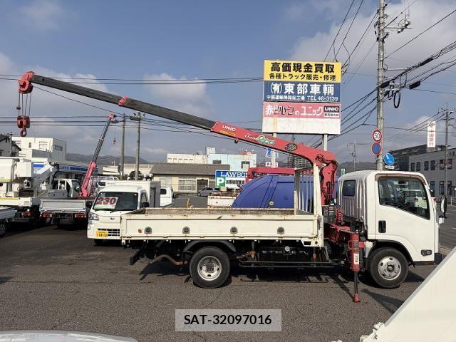 Isuzu ELF TRUCK 2013-12 6243774-18