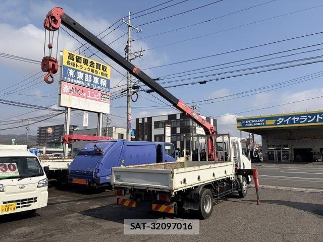 Isuzu ELF TRUCK 2013-12 6243774-19