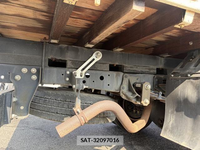 Isuzu ELF TRUCK 2013-12 6243774-20