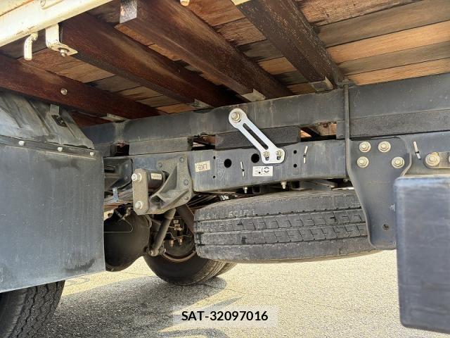 Isuzu ELF TRUCK 2013-12 6243774-22