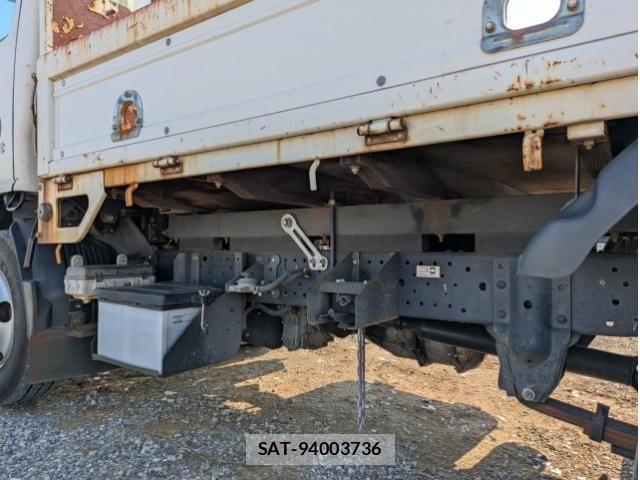 Isuzu ELF TRUCK 2013-03 6243801-19