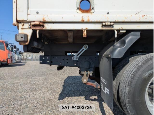 Isuzu ELF TRUCK 2013-03 6243801-21