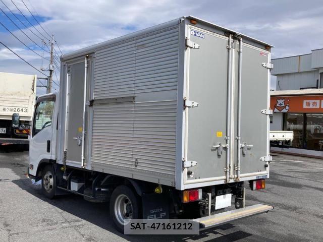 Isuzu ELF TRUCK 2013-02 6243800-3