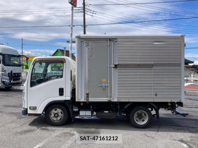 Isuzu ELF TRUCK 2013-02 6243800-4