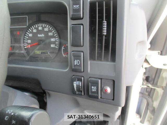 Isuzu ELF TRUCK 2016-12 6243808-22