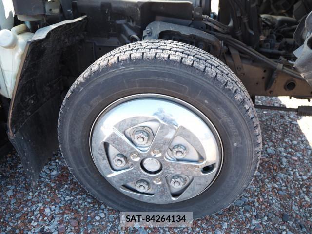 Isuzu ELF TRUCK 2005-06 6243775-10
