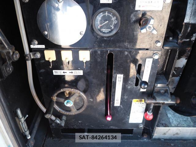 Isuzu ELF TRUCK 2005-06 6243775-27