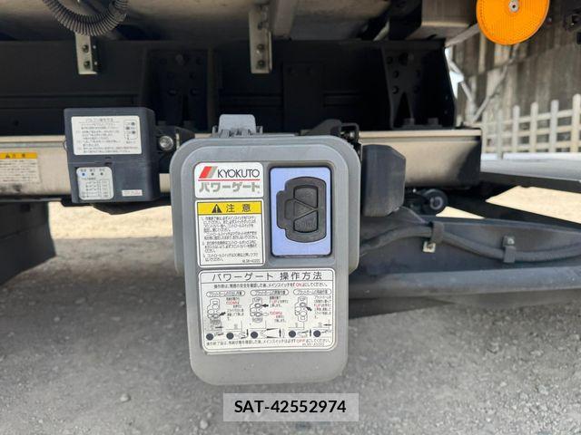 Isuzu ELF TRUCK 2020-02 6263948-24