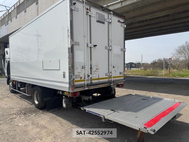 Isuzu ELF TRUCK 2020-02 6263948-25