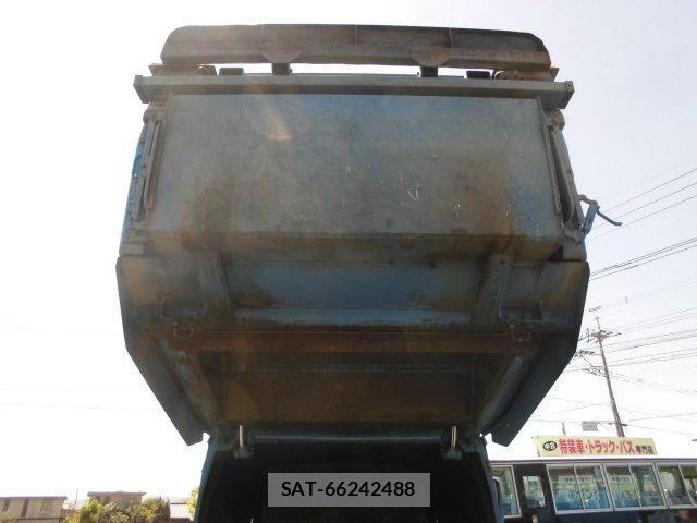 Isuzu ELF TRUCK 2014-03 6263957-10