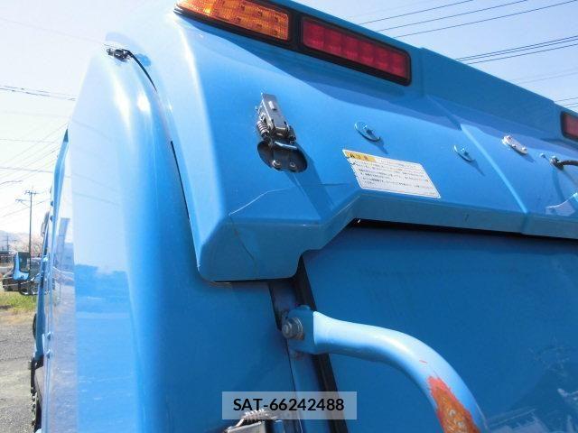 Isuzu ELF TRUCK 2014-03 6263957-23