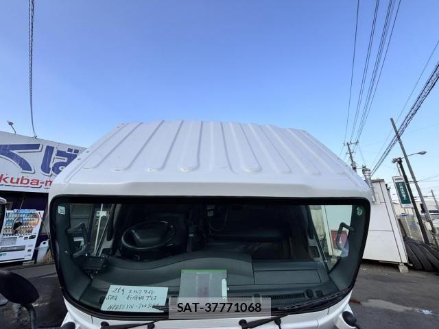 Isuzu ELF TRUCK 2013-03 6263961-13