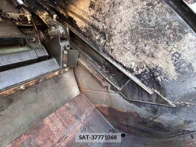 Isuzu ELF TRUCK 2013-03 6263961-20