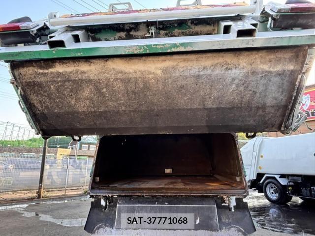 Isuzu ELF TRUCK 2013-03 6263961-27