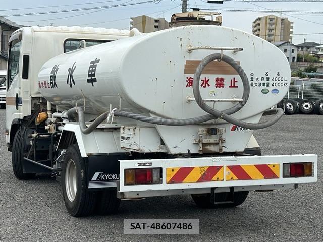 Isuzu ELF TRUCK 2015-06 6263959-1