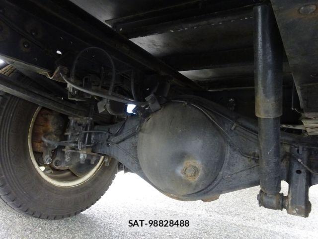 Isuzu ELF TRUCK 2020-02 6263947-13