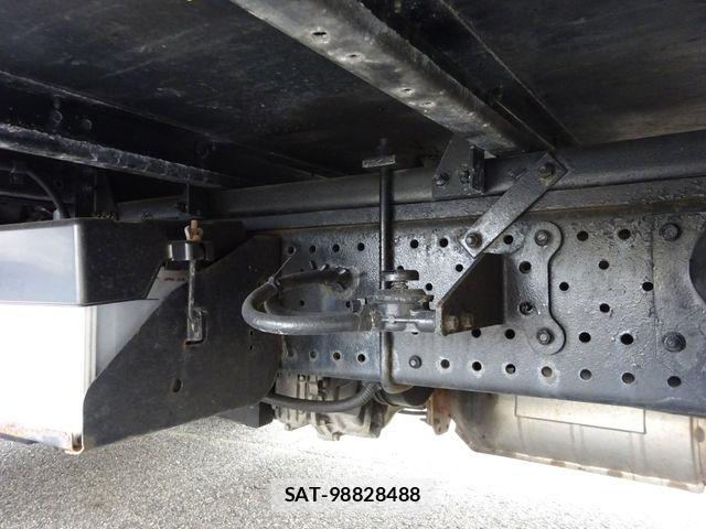 Isuzu ELF TRUCK 2020-02 6263947-14