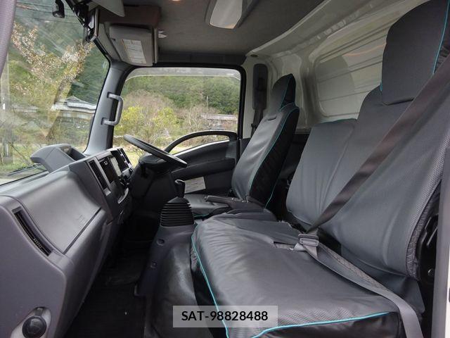 Isuzu ELF TRUCK 2020-02 6263947-26