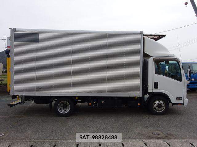 Isuzu ELF TRUCK 2020-02 6263947-3