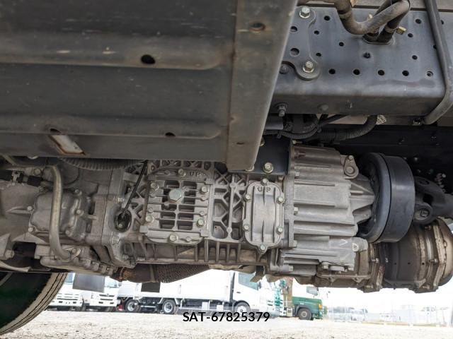 Isuzu ELF TRUCK 2018-04 6276195-25