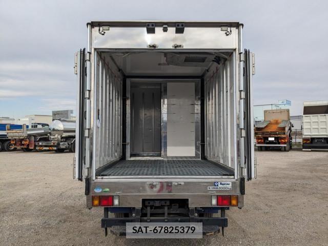 Isuzu ELF TRUCK 2018-04 6276195-8