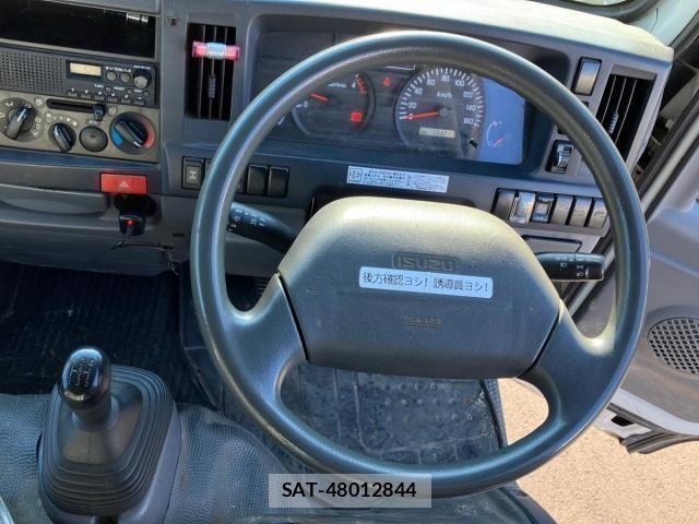 Isuzu ELF TRUCK 2014-03 6271586-17