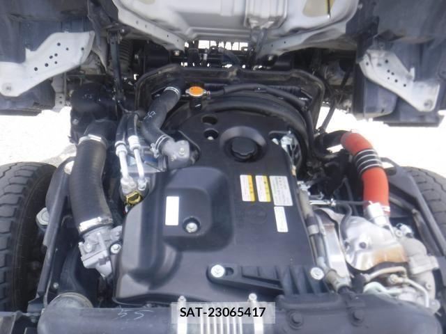 Isuzu ELF TRUCK 2017-11 6276189-15