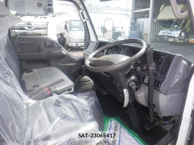 Isuzu ELF TRUCK 2017-11 6276189-19