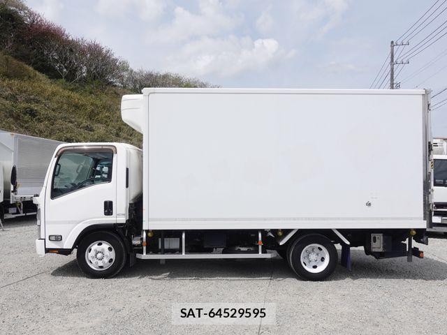 Isuzu ELF TRUCK 2019-04 6271587-11