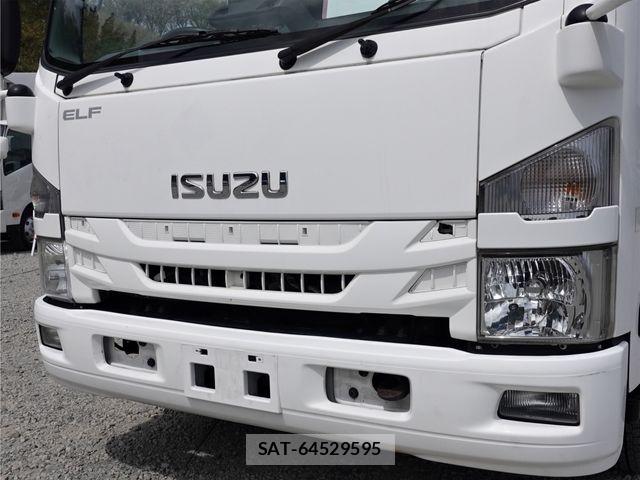 Isuzu ELF TRUCK 2019-04 6271587-3