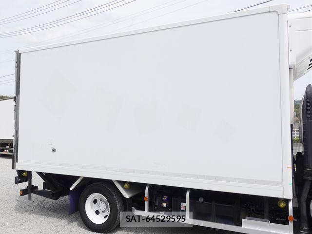 Isuzu ELF TRUCK 2019-04 6271587-7