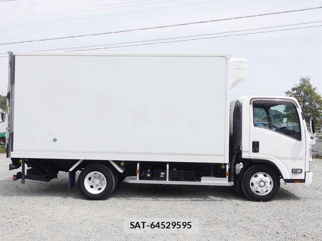 Isuzu ELF TRUCK 2019-04 6271587-8