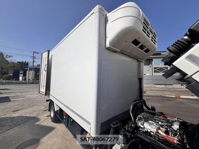 Isuzu ELF TRUCK 2021-02 6271572-20