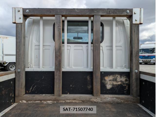 Isuzu ELF TRUCK 2015-08 6276212-12