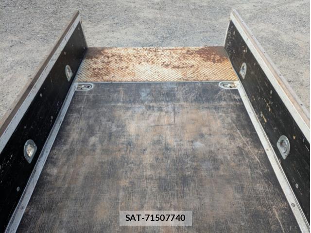 Isuzu ELF TRUCK 2015-08 6276212-13