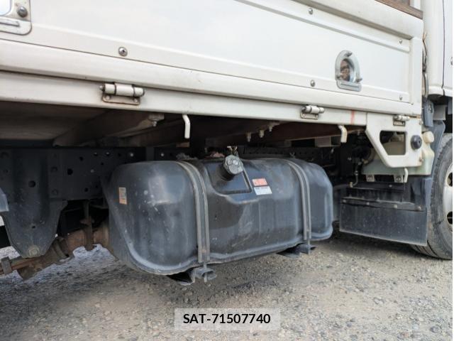 Isuzu ELF TRUCK 2015-08 6276212-20