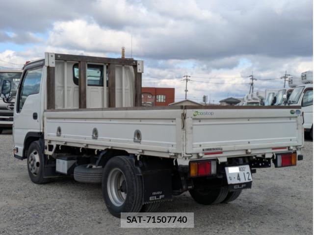 Isuzu ELF TRUCK 2015-08 6276212-4