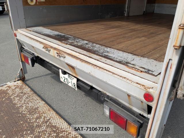 Isuzu ELF TRUCK 2014-02 6271556-9
