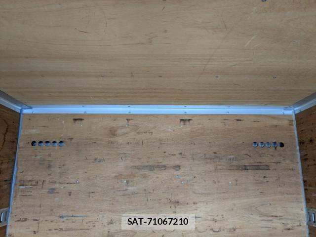 Isuzu ELF TRUCK 2014-02 6271556-14