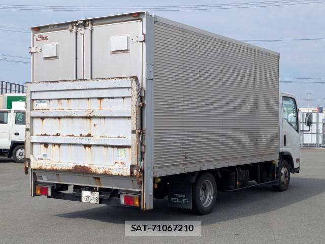 Isuzu ELF TRUCK 2014-02 6271556-3