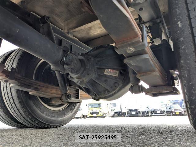 Isuzu ELF TRUCK 2018-10 6271565-16
