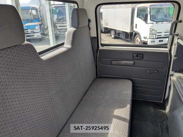 Isuzu ELF TRUCK 2018-10 6271565-27