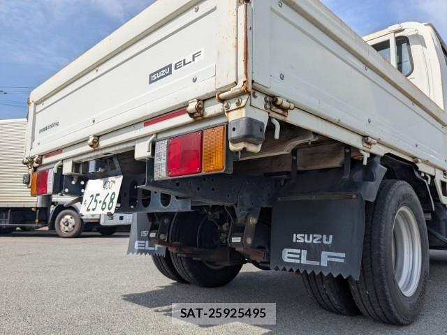 Isuzu ELF TRUCK 2018-10 6271565-5