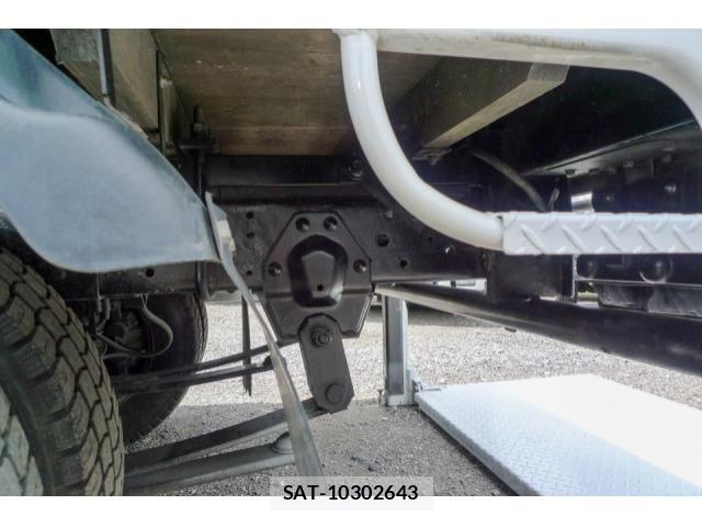 Isuzu ELF TRUCK 2020-06 6271558-16