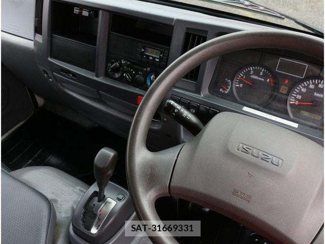 Isuzu ELF TRUCK 2017-01 6276201-24