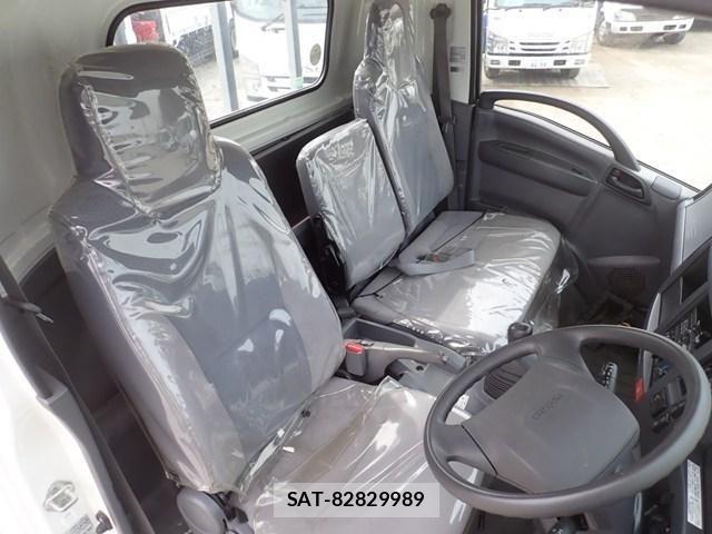 Isuzu ELF TRUCK 2017-12 6303888-12