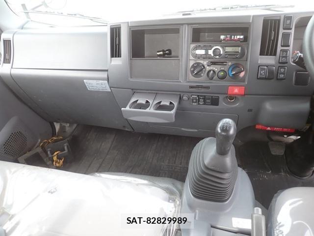 Isuzu ELF TRUCK 2017-12 6303888-13