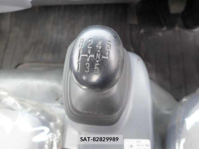Isuzu ELF TRUCK 2017-12 6303888-17