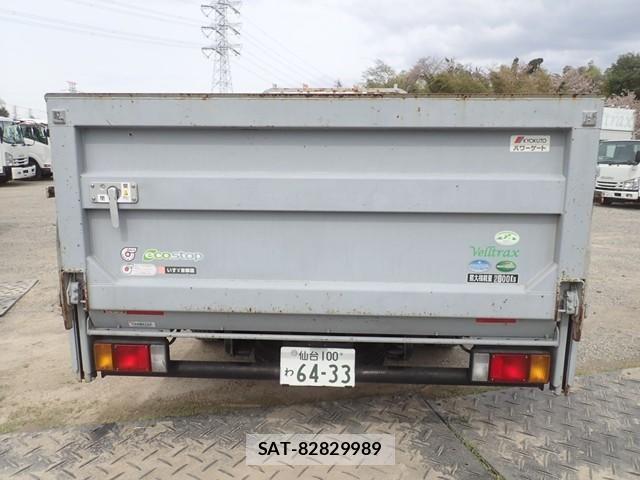 Isuzu ELF TRUCK 2017-12 6303888-3