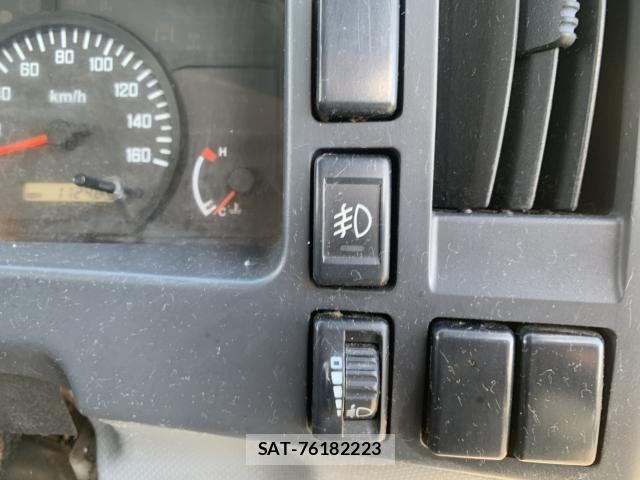 Isuzu ELF TRUCK 2013-11 6303921-15